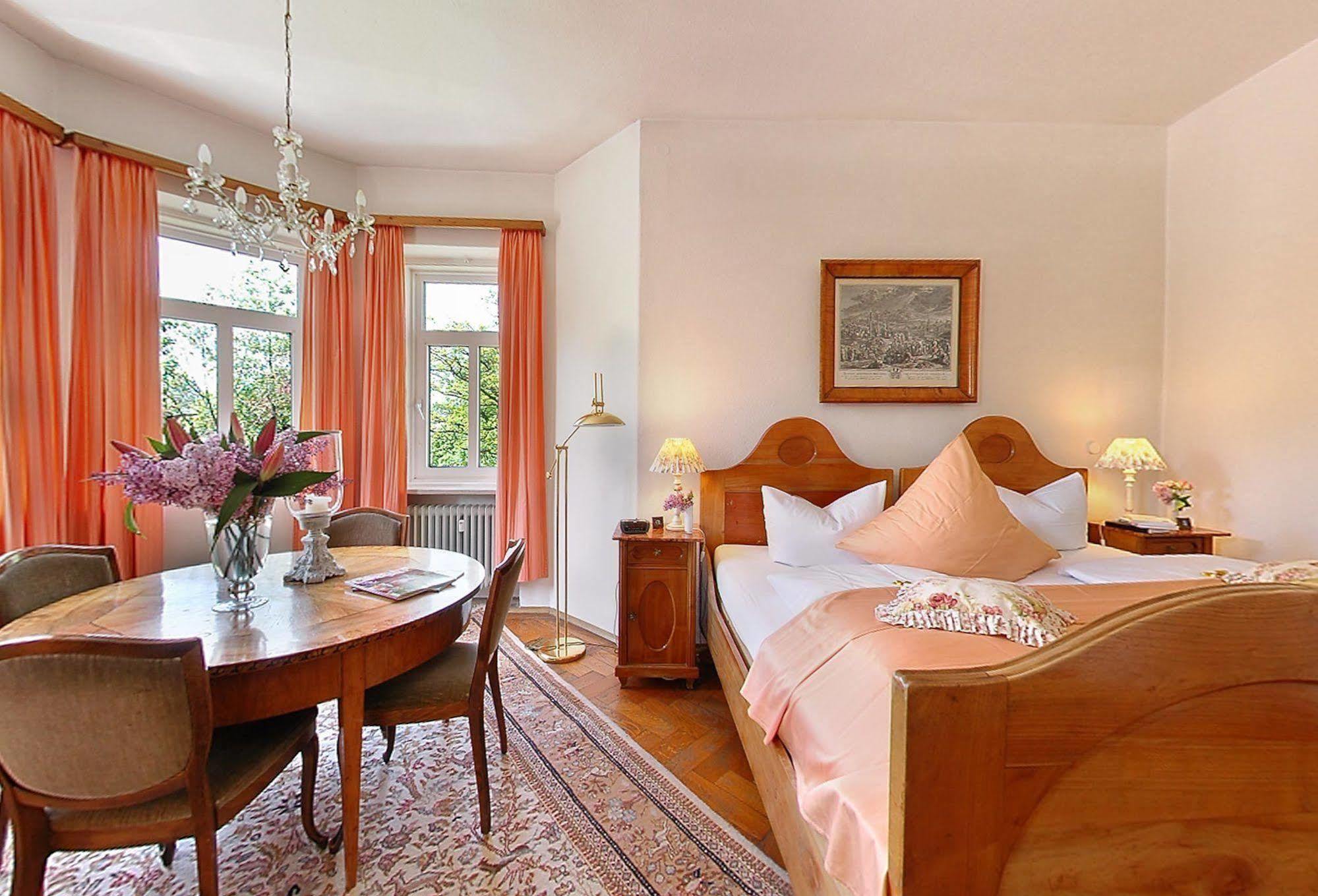 Hotel Kolbergarten Bad Tölz Exteriör bild