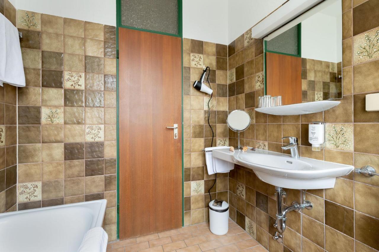 Hotel Kolbergarten Bad Tölz Exteriör bild